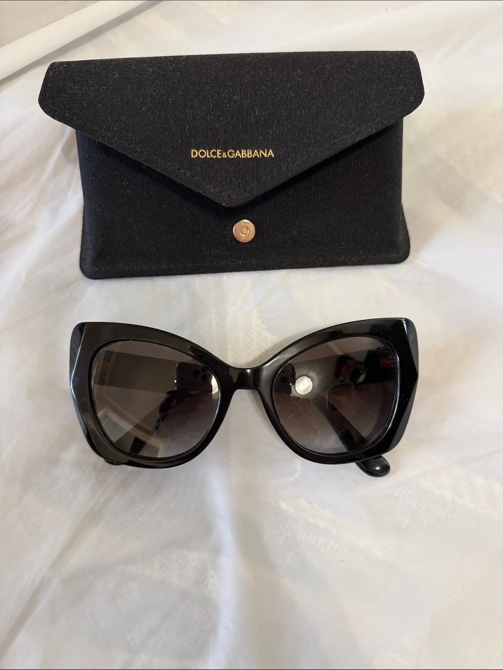 Dolce & Gabbana Black Cat-Eye Sunglasses with Black Case